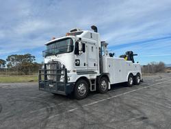 2017 Kenworth K200 Series K200 White
