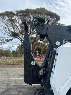 2017 Kenworth K200 Series K200 White