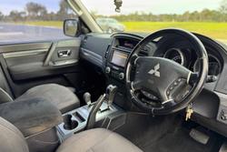 2011 Mitsubishi
Pajero Platinum