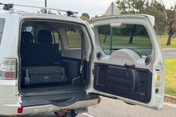 2011 Mitsubishi
Pajero Platinum