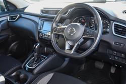 2020 Nissan
QASHQAI ST+