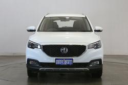 2024 MG
                HS Vibe