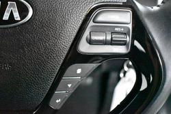 2017 Kia
Cerato Sport