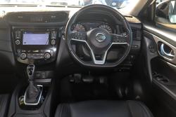 2020 Nissan
X-TRAIL ST-L
