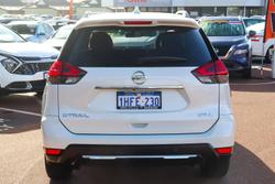 2020 Nissan
X-TRAIL ST-L