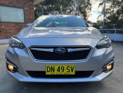 2017 Subaru
Impreza 2.0i Premium