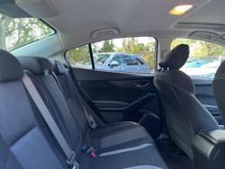 2017 Subaru
Impreza 2.0i Premium
