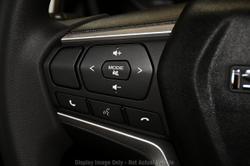 2025 Isuzu
MU-X LS-M