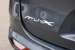 2025 Isuzu MU-X LS-M