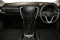 2025 Isuzu
MU-X LS-M