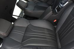 2025 Isuzu
MU-X LS-T