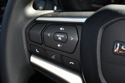 2025 Isuzu
D-MAX LS-M