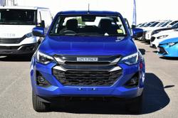 2025 Isuzu
D-MAX LS-M