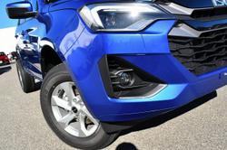 2025 Isuzu
D-MAX LS-M