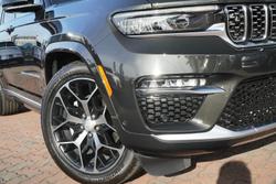 2023 Jeep
Grand Cherokee Summit Reserve 4xe