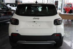 2024 Jeep
Avenger Limited