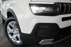 2024 Jeep
Avenger Limited
