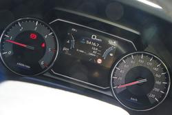 2022 Isuzu
MU-X LS-T