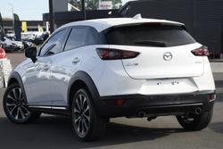 2019 Mazda
CX-3 sTouring