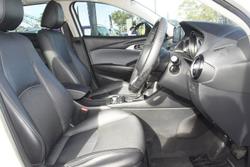 2019 Mazda
CX-3 sTouring