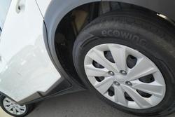 2023 Kia
                Stonic S