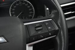 2023 Mitsubishi
Outlander ES