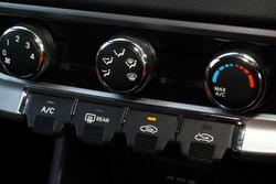 2014 Kia
Rio S