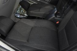 2018 Toyota
Hilux SR