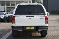 2018 Toyota
Hilux SR