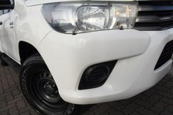 2018 Toyota
Hilux SR