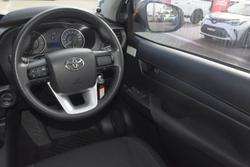 2018 Toyota
Hilux SR