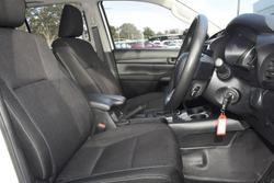 2018 Toyota
Hilux SR