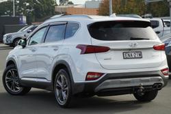 2018 Hyundai
Santa Fe Highlander