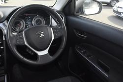 2023 Suzuki
Vitara