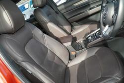 2019 Mazda
CX-5 Akera