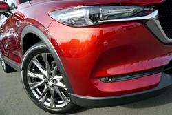 2019 Mazda
CX-5 Akera