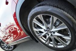 2019 Mazda
CX-5 Akera