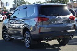 2023 LDV
D90 Executive