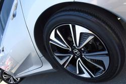 2018 Honda
Civic VTi-L