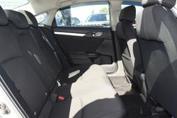 2018 Honda
Civic VTi-L