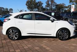 2022 Ford
Puma ST-Line