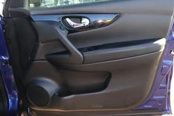 2017 Nissan
QASHQAI Ti