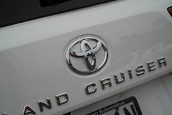 2022 Toyota
Landcruiser GXL