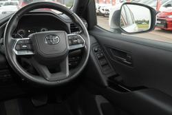 2022 Toyota
Landcruiser GXL