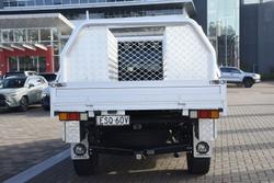 2021 Toyota
Hilux SR5