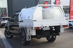 2021 Toyota
Hilux SR5