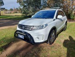 2018 Suzuki
                Vitara RT-S