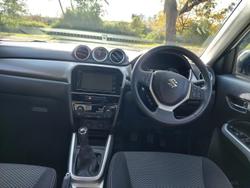 2018 Suzuki
                Vitara RT-S