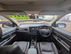 2015 Mitsubishi
Outlander Exceed