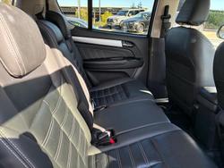 2018 Isuzu
MU-X LS-T